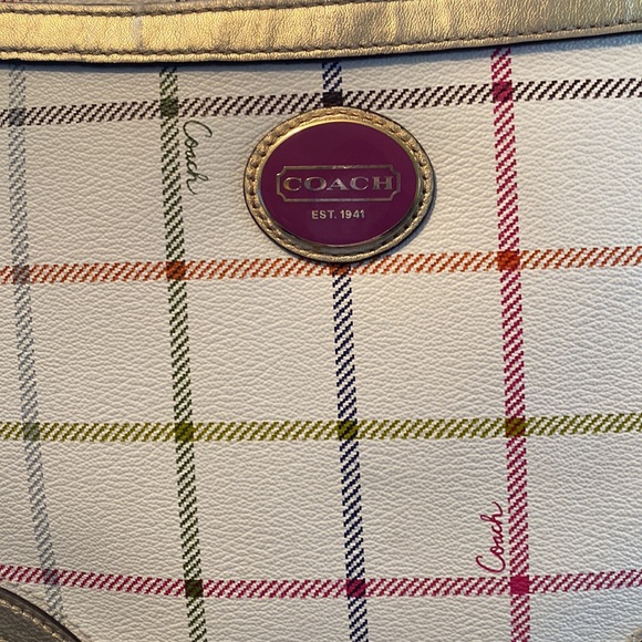 Authenticated Coach Peyton Tattersall File Crossbody - Picture 5 of 16